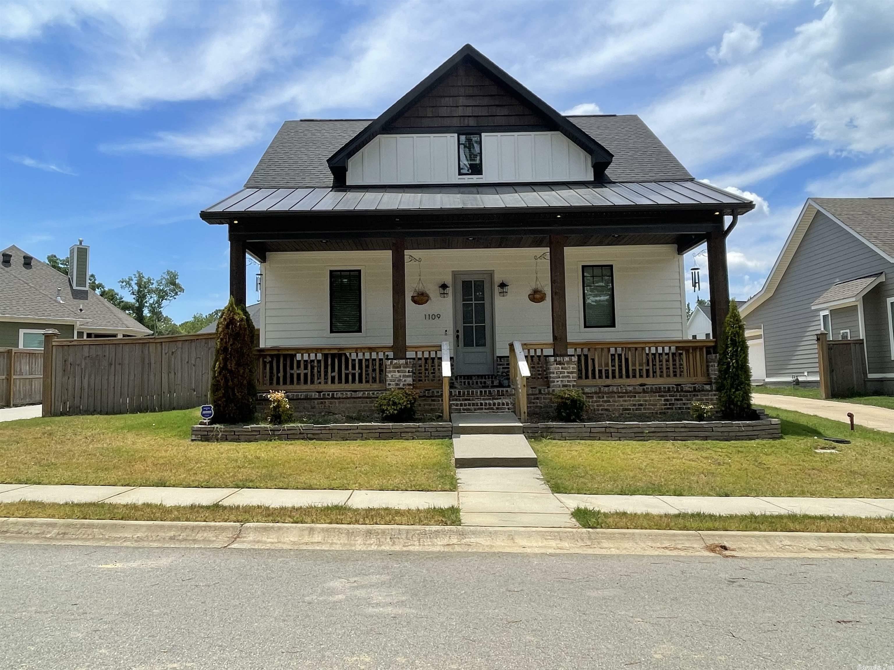 Property Photo: 1109 White Sage Drive AR 72022