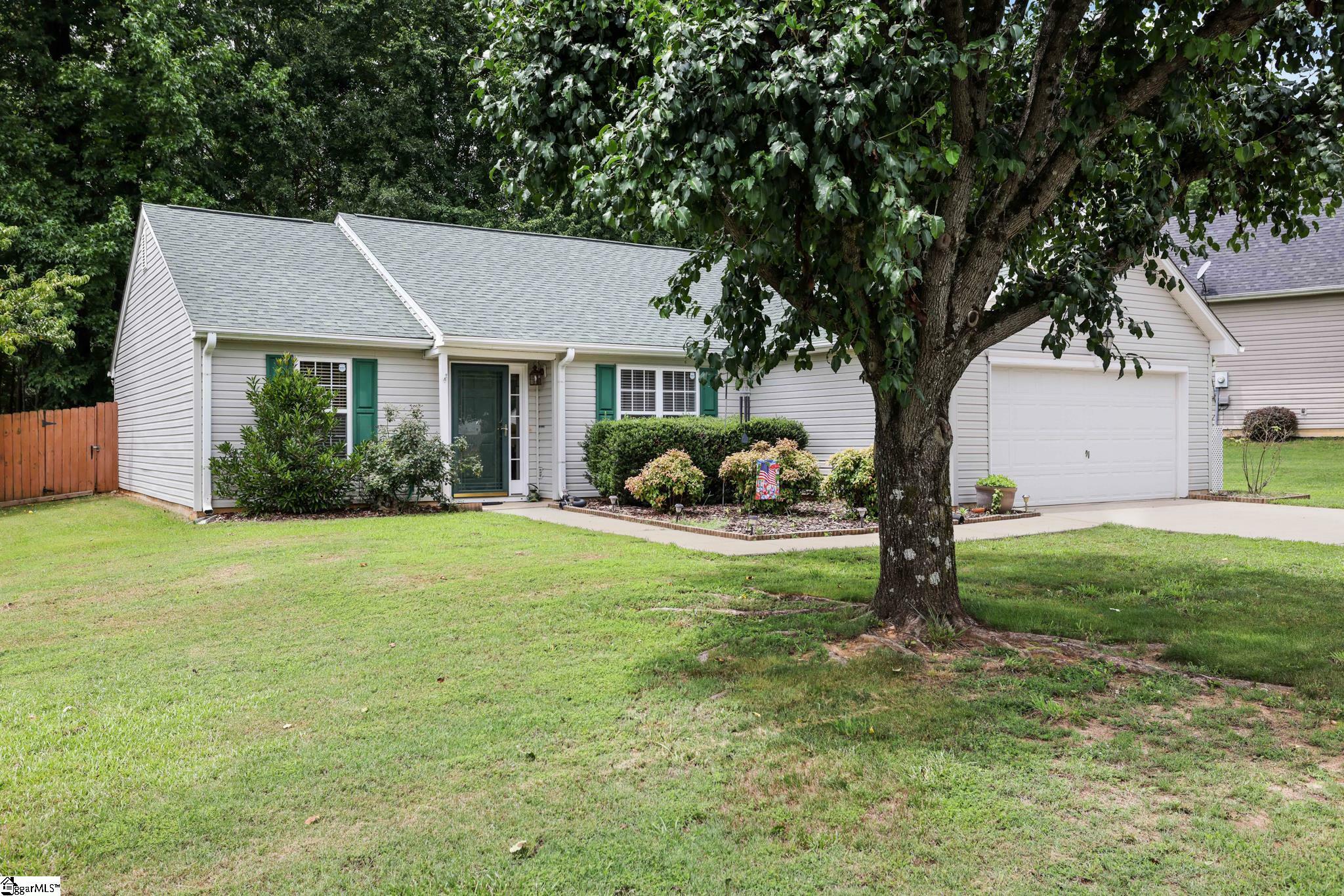 Property Photo:  2 Brookhaven Way  SC 29681 