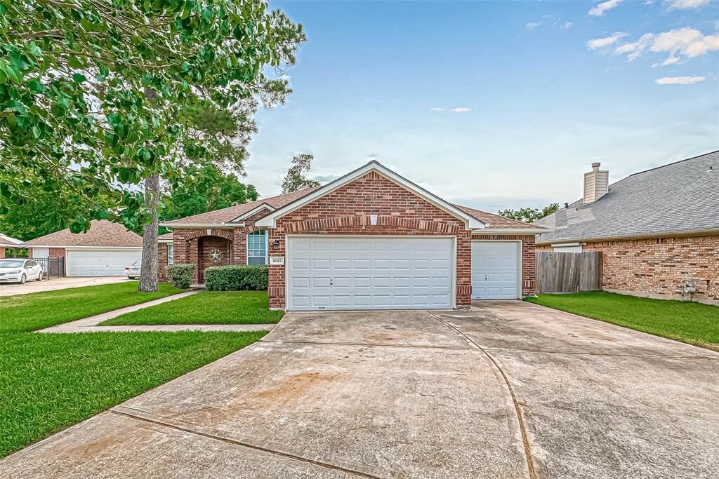 Property Photo:  8011 Dogwood Court  TX 77523 