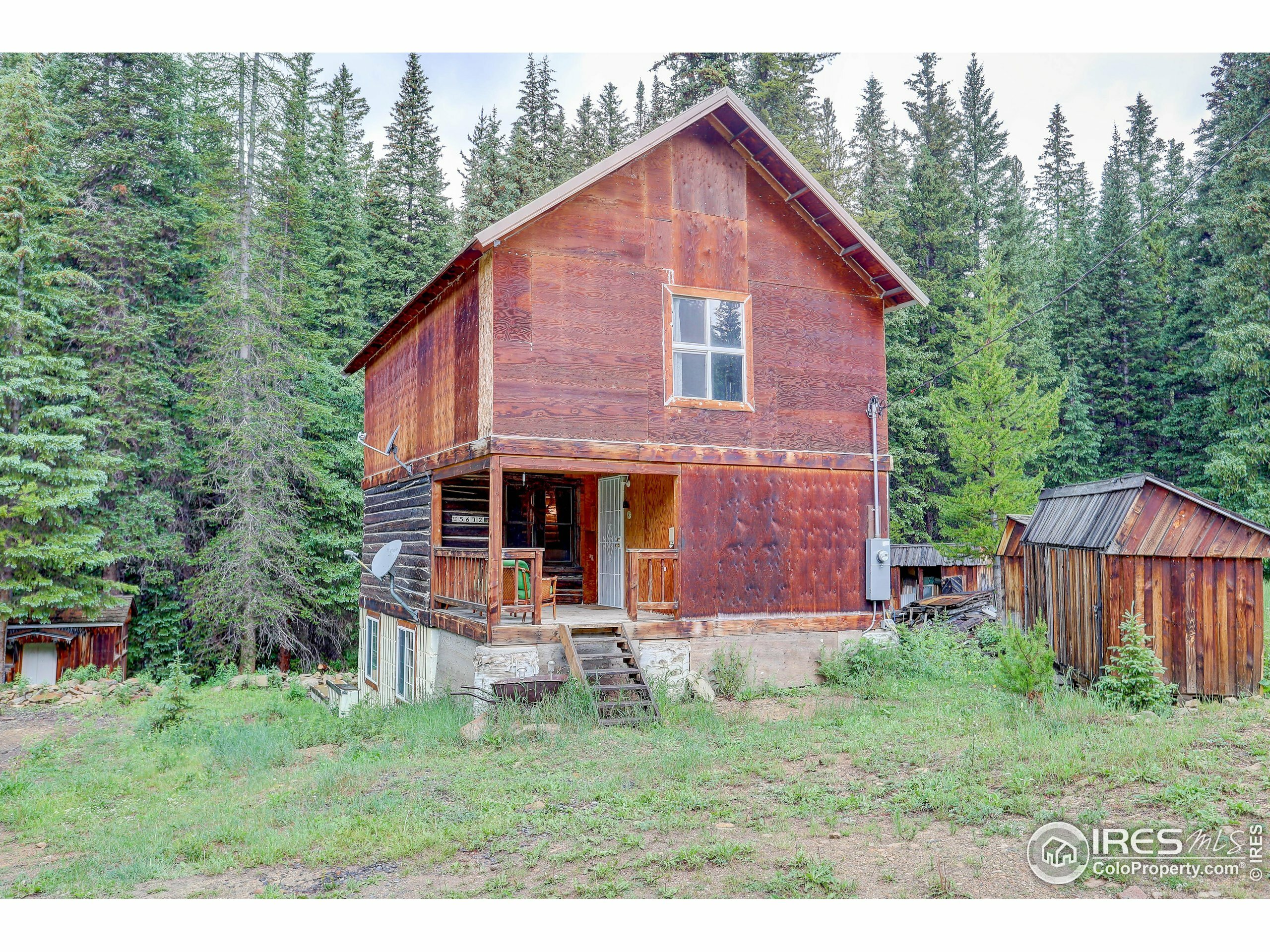 Property Photo:  5672 Apex Valley Rd  CO 80422 