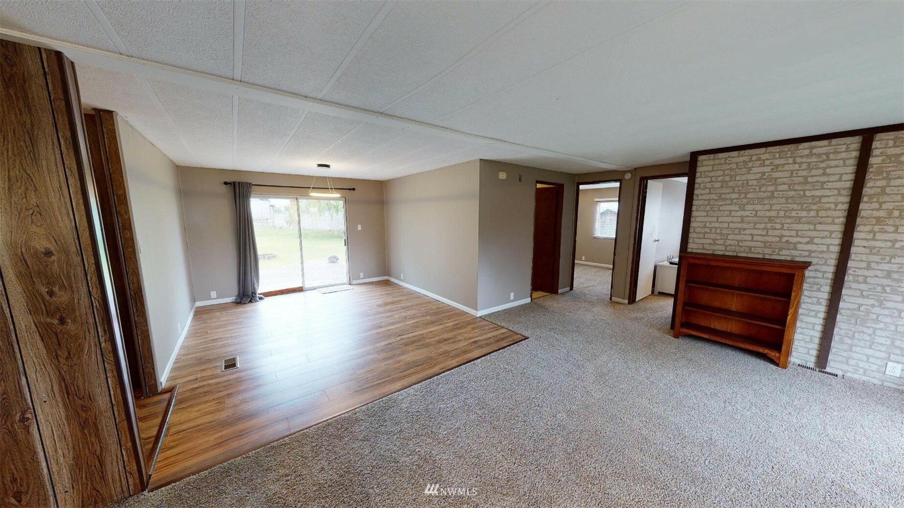 Property Photo:  108 S Clark Street  WA 98934 