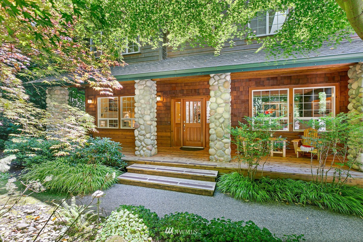 11021 NE Boulder Place  Bainbridge Island WA 98110 photo