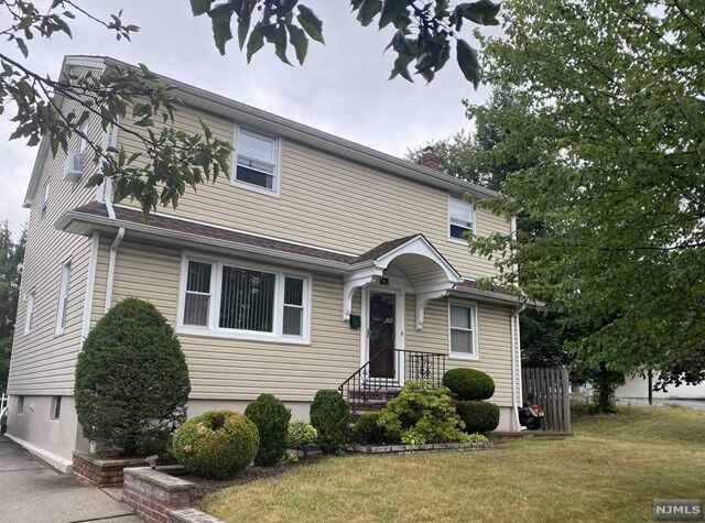 Property Photo:  561 New York Avenue 2  NJ 07071 