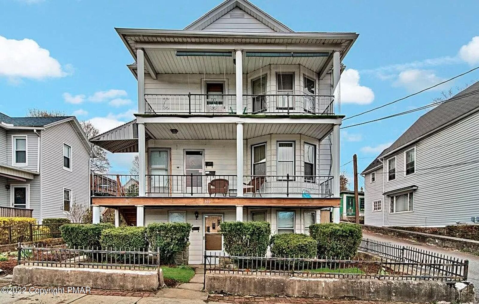 Property Photo: 416 Brook St PA 18505