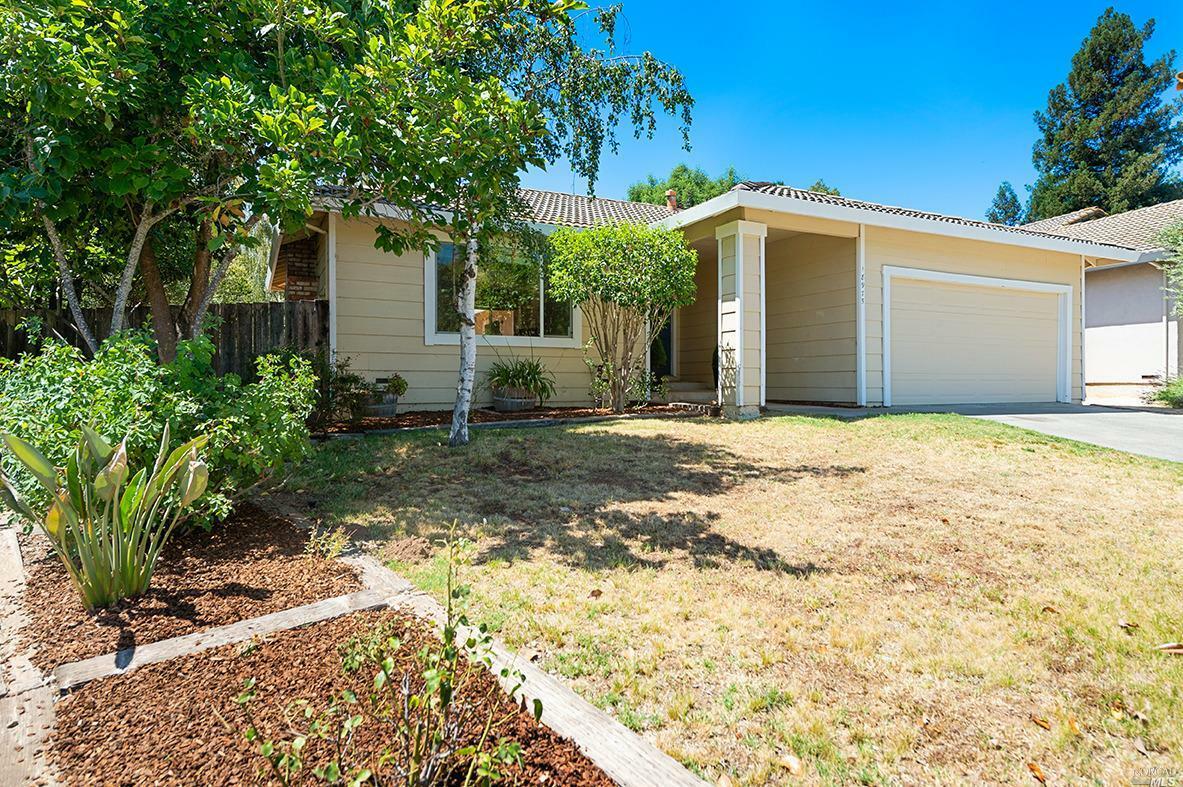 Property Photo:  18975 Carillo Court  CA 95476 