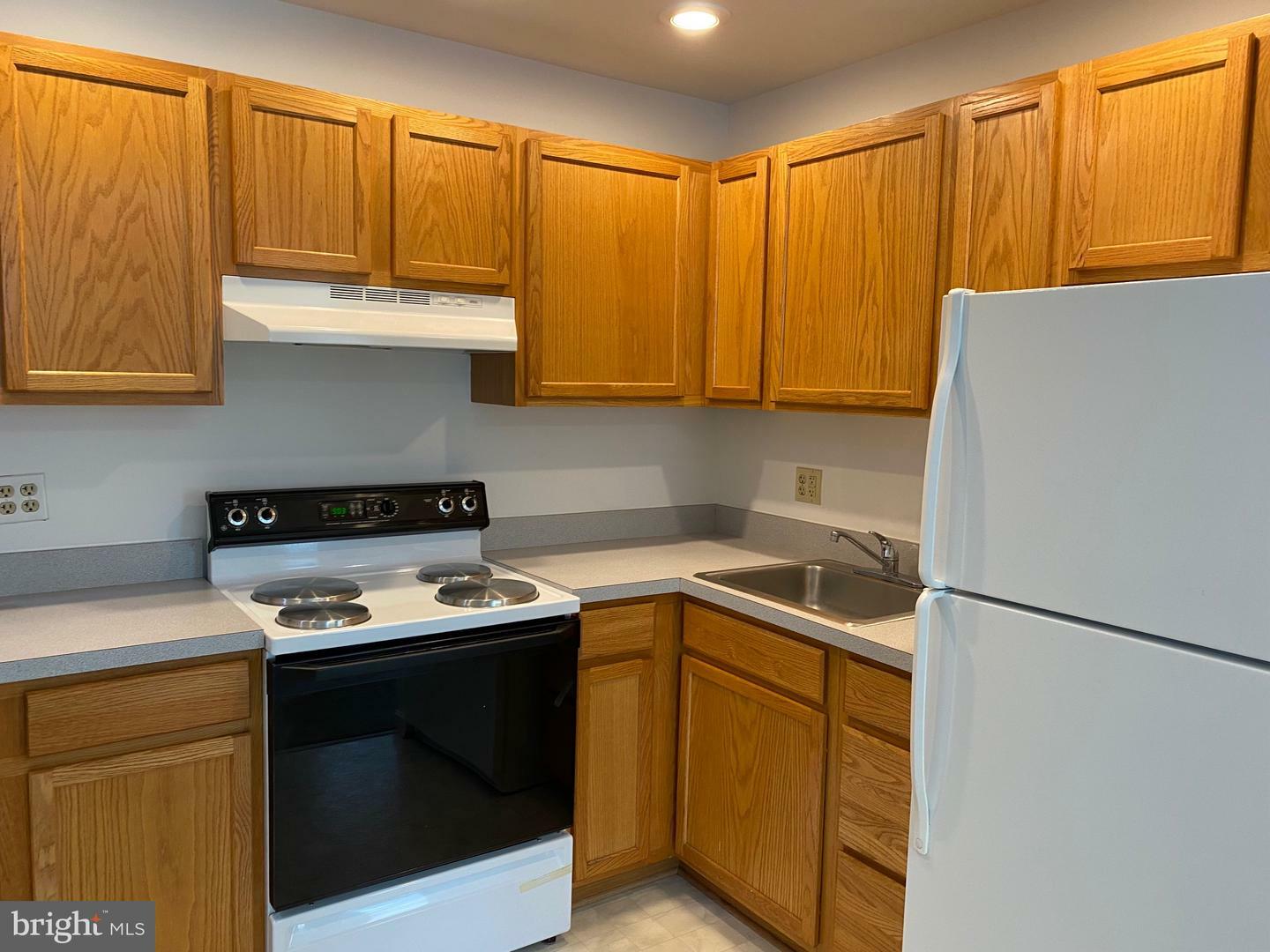 Property Photo:  1820 Unit 1 Ponds Wood Road  MD 20639 