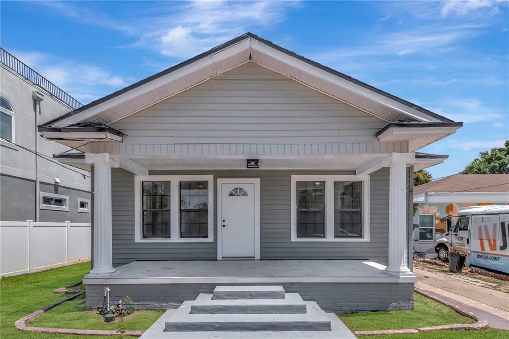 Property Photo:  2111 W Cass Street  FL 33606 