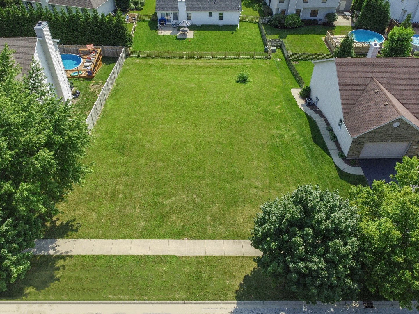 Property Photo:  Lot 37 Ridge Drive  IL 60119 