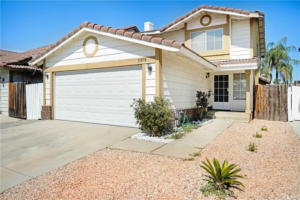 Property Photo:  11858 Wild Flax Lane  CA 92557 