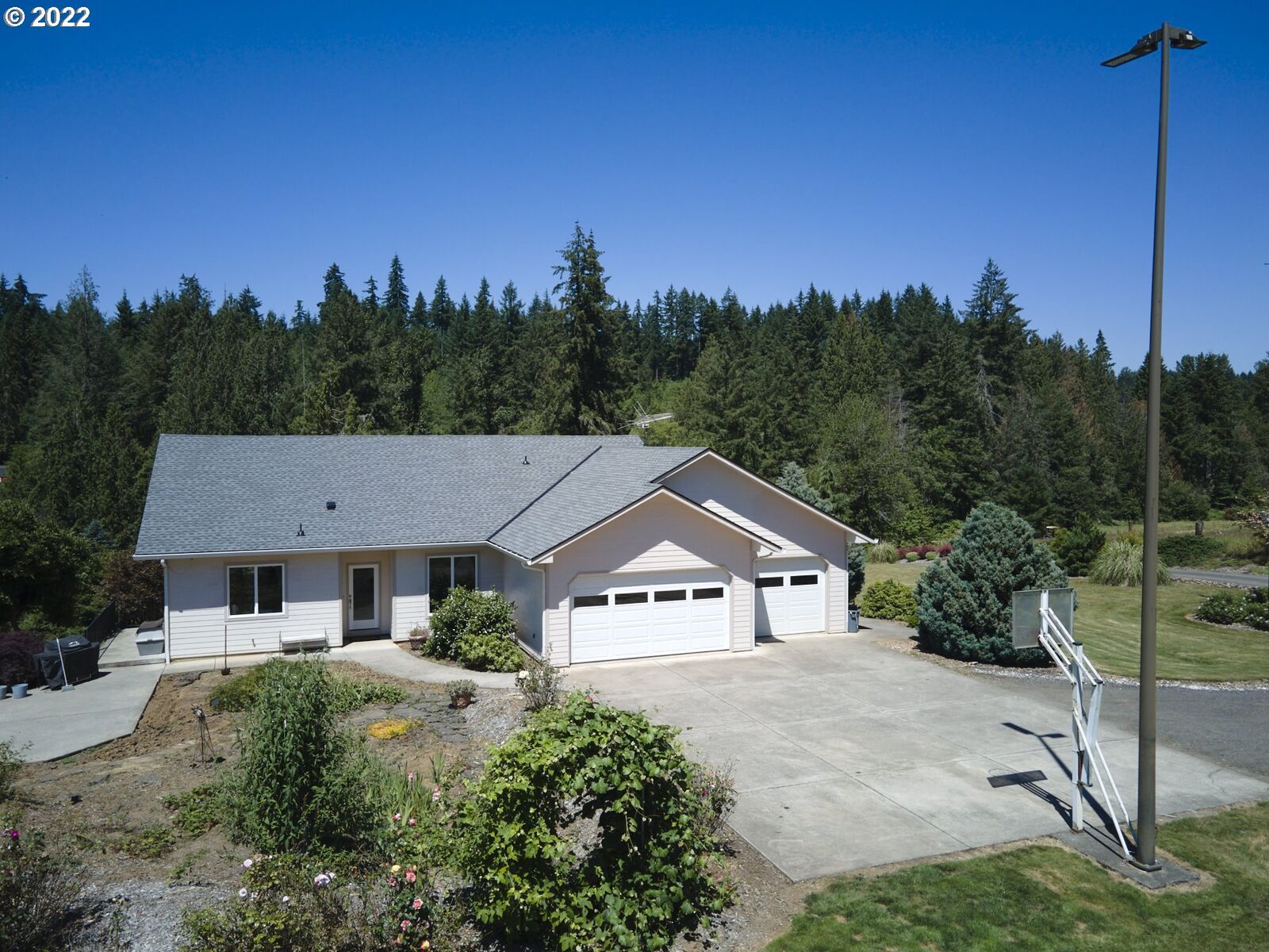 Property Photo:  19913 NE 174th St  WA 98606 