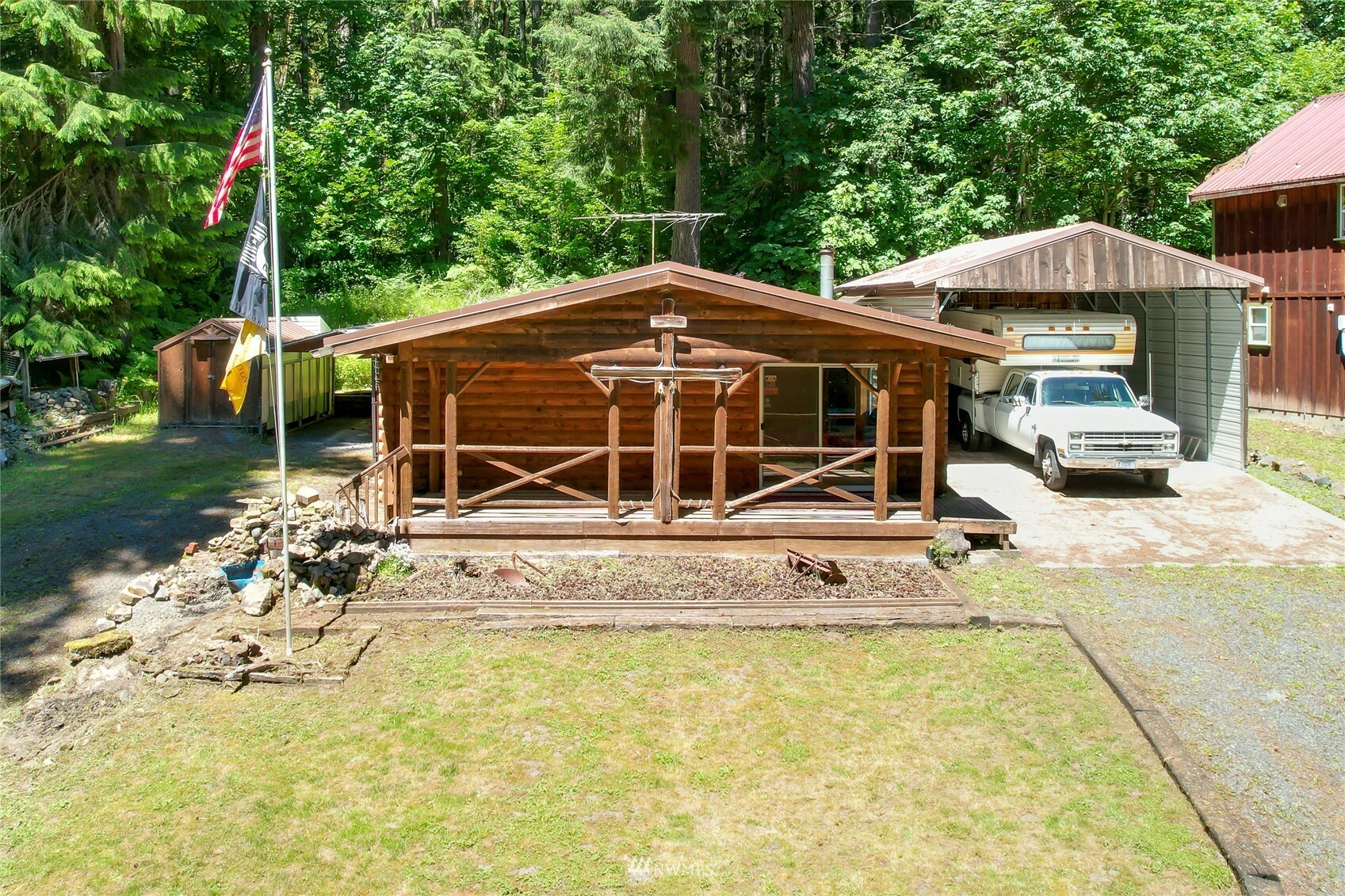 Property Photo:  31707 Mount Tahoma Canyon Road E  WA 98304 