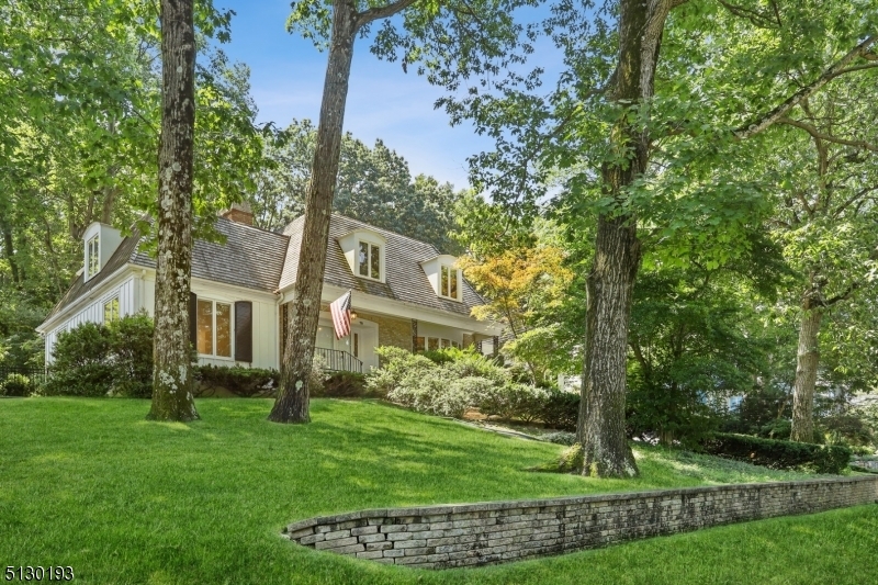 Property Photo:  78 Druid Hill Rd  NJ 07901 