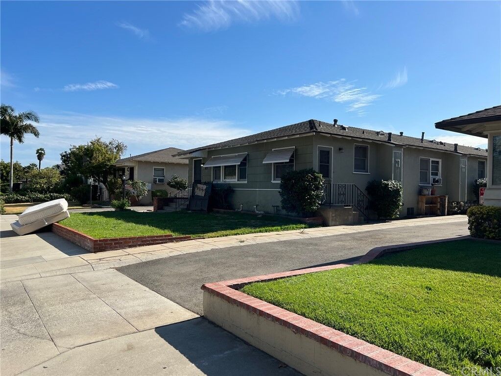 Property Photo: 433 S Baldwin Avenue A CA 91007