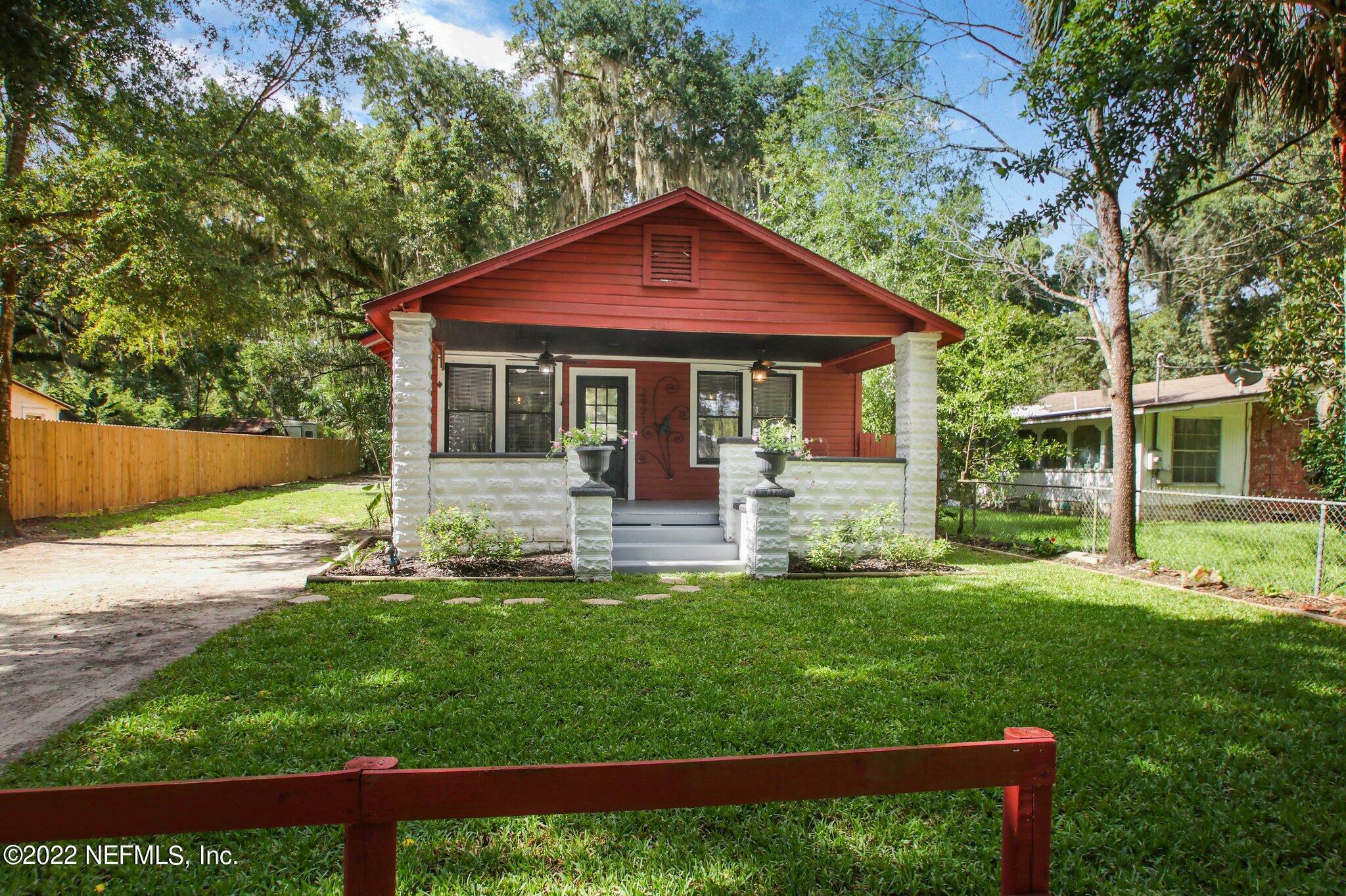 Property Photo:  2921 Hampton Street  FL 32177 