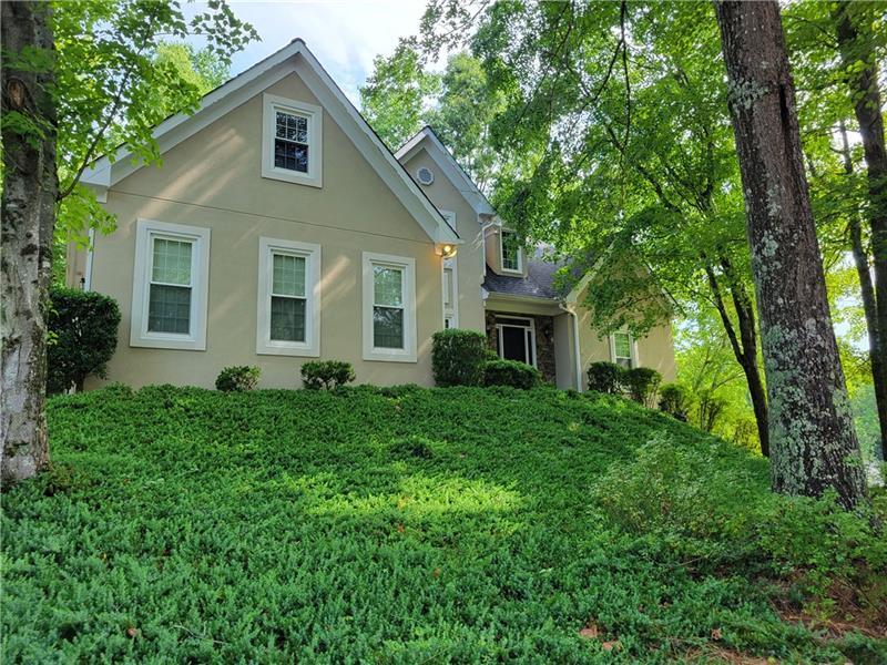 Property Photo: 12050 Wildwood Springs Drive GA 30075