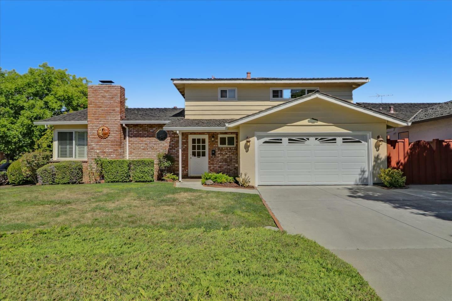 Property Photo:  10288 Brittany Court  CA 95014 