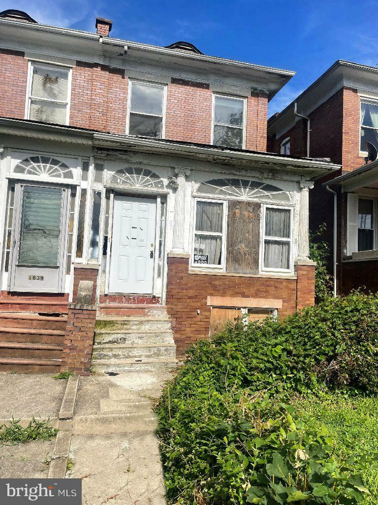 Property Photo:  1637 N Hilton Street  MD 21216 