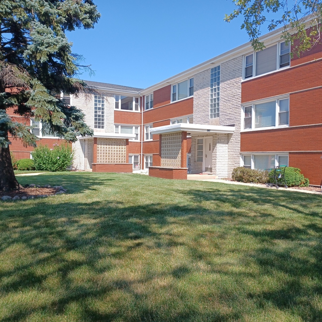 Property Photo:  4738 W 87th Street 2nw  IL 60652 