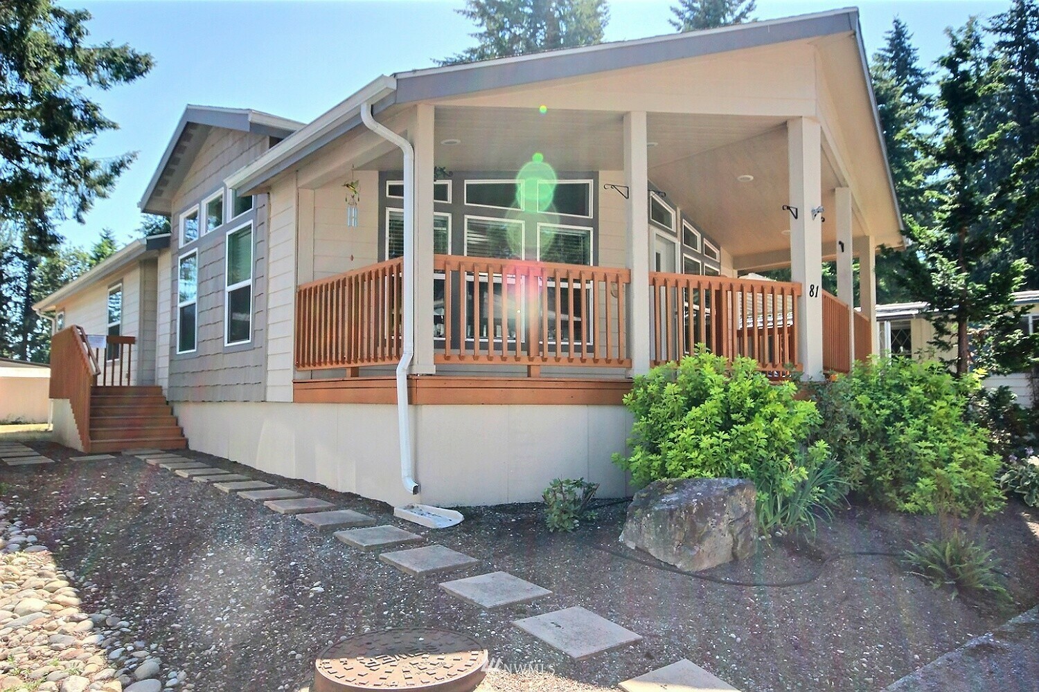 Property Photo:  18425 NE 95th Street 81  WA 98052 