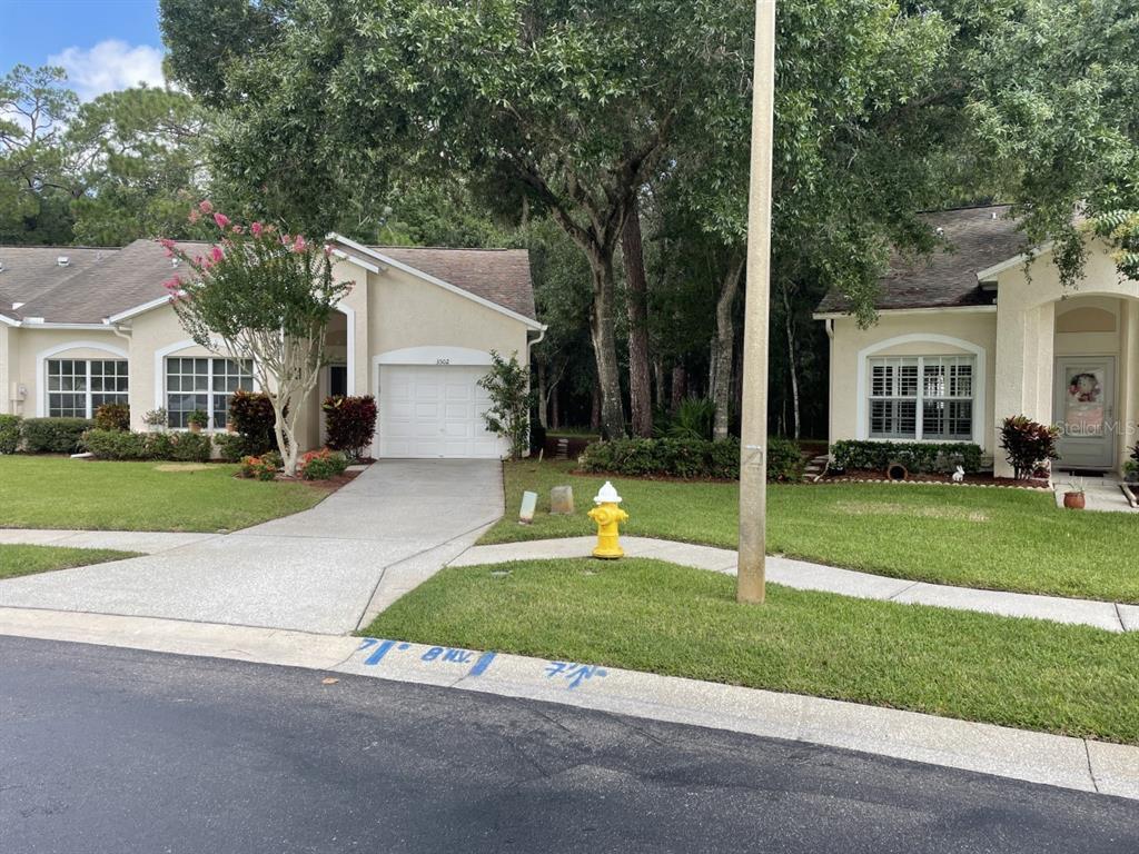 Property Photo: 3502 Tealwood Circle FL 34685