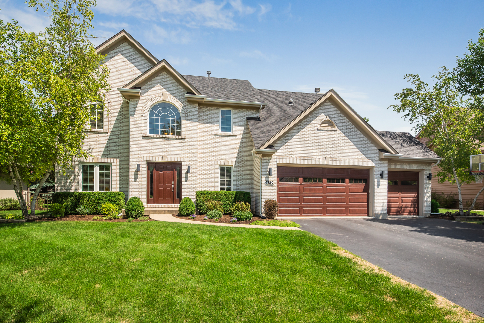 Property Photo: 2742 Shetland Lane IL 60502