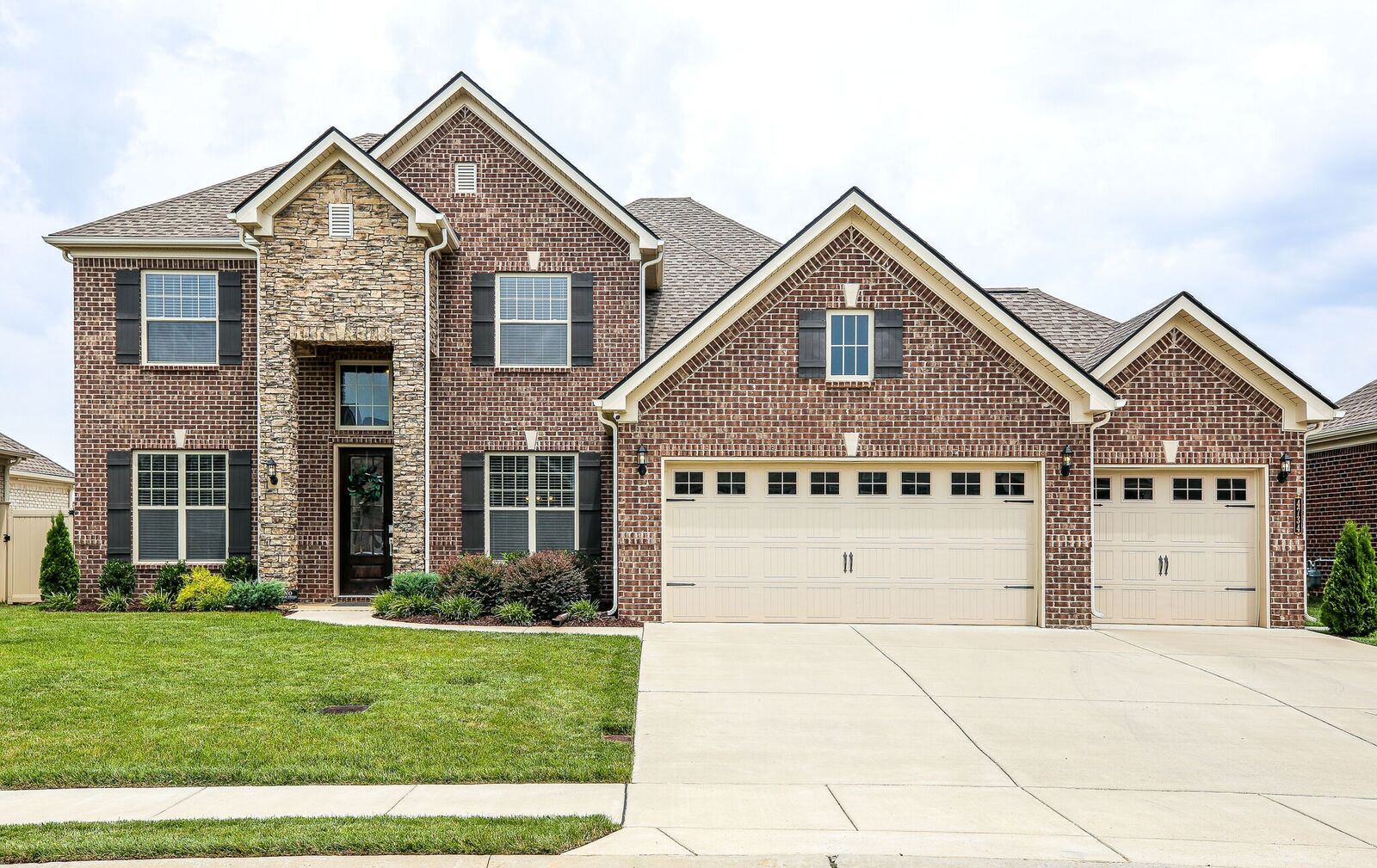 Property Photo:  4734 Swanson Ln  TN 37128 