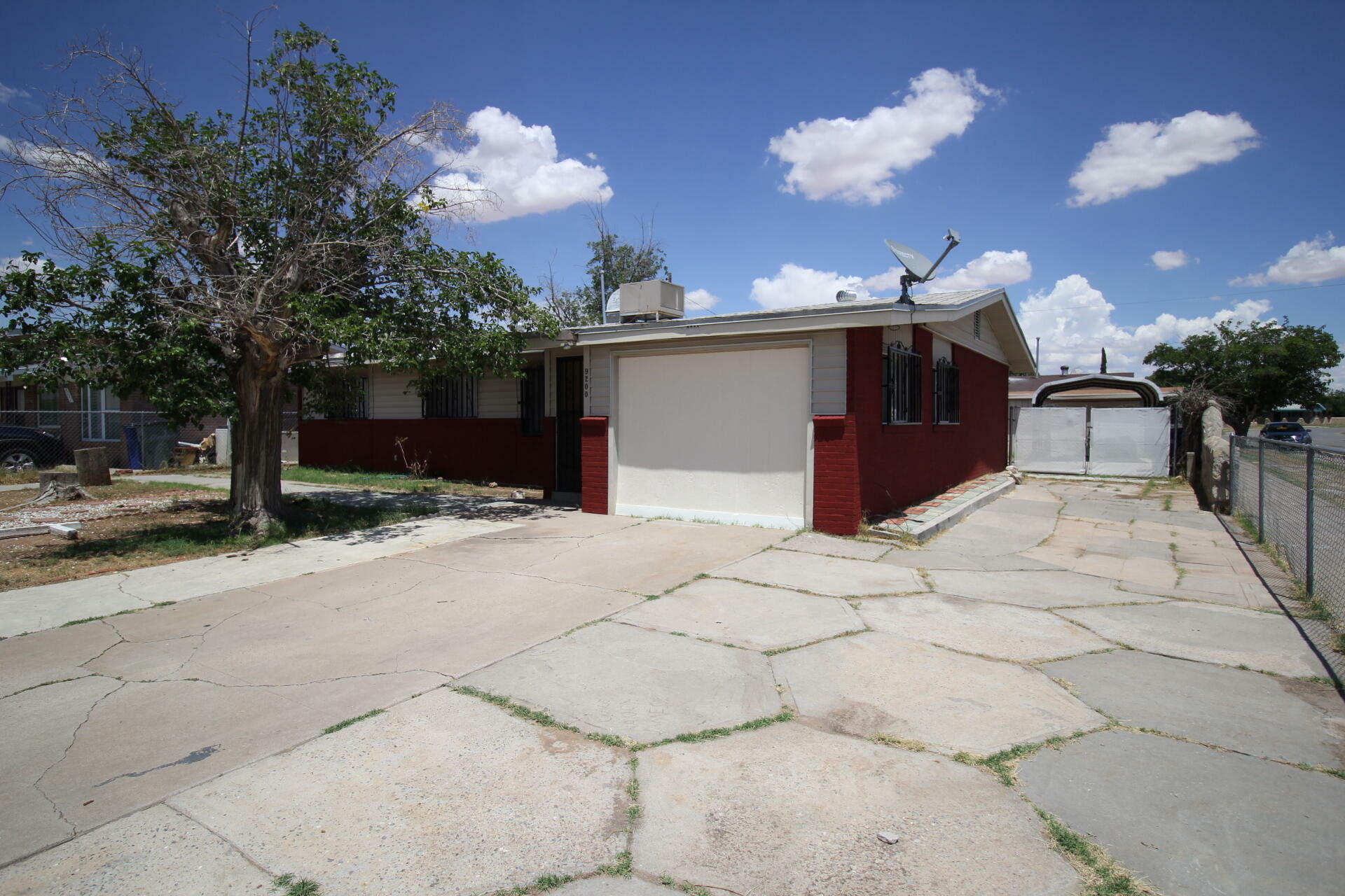 Property Photo:  9200 Roanoke Drive  TX 79924 