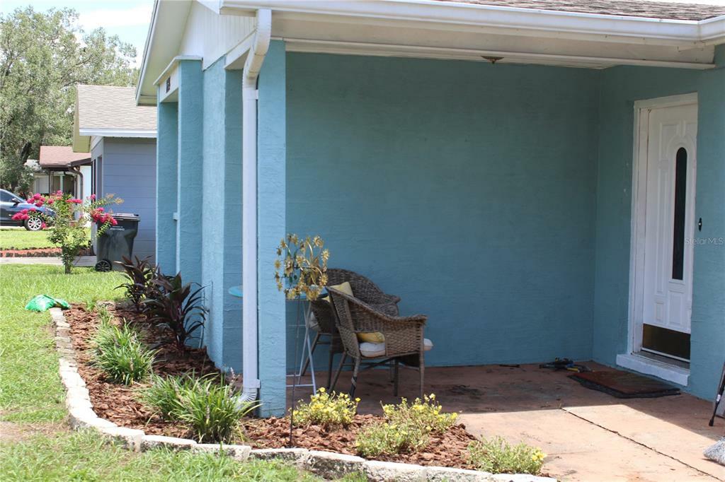 Property Photo:  1624 Dolphin Drive  FL 33801 