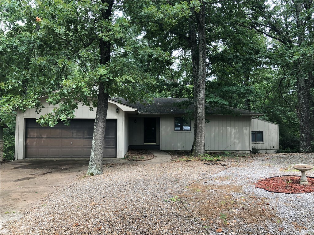 Property Photo:  30 Tavistock Drive  AR 72714 