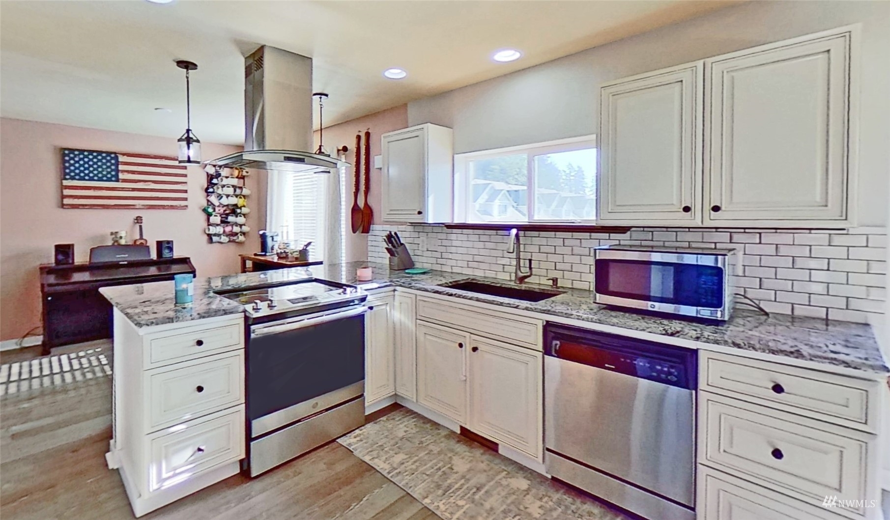 Property Photo: 2940 NE Loyola Street WA 98311