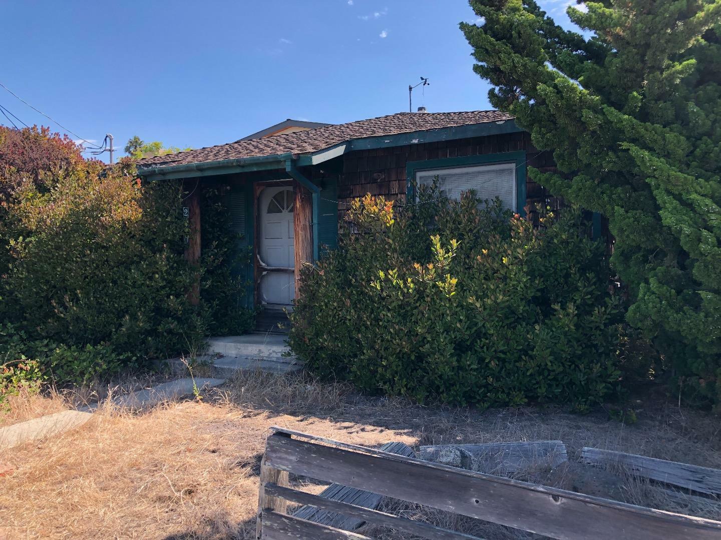 Property Photo:  220 32nd Avenue  CA 95062 