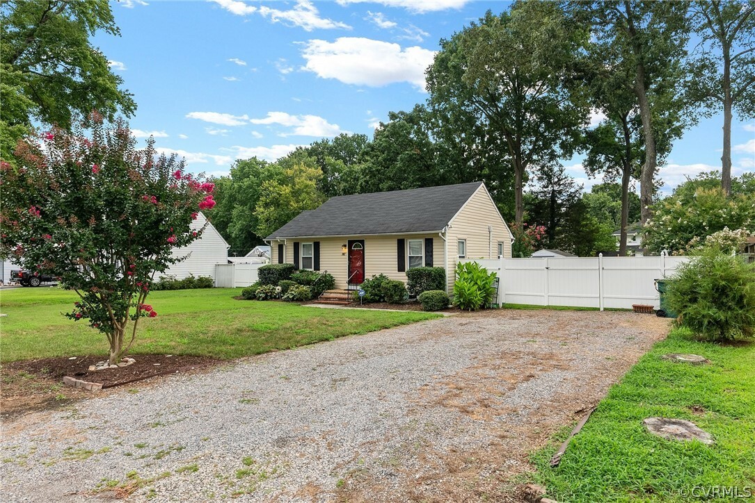 Property Photo:  1415 Pennsylvania Avenue  VA 23060 