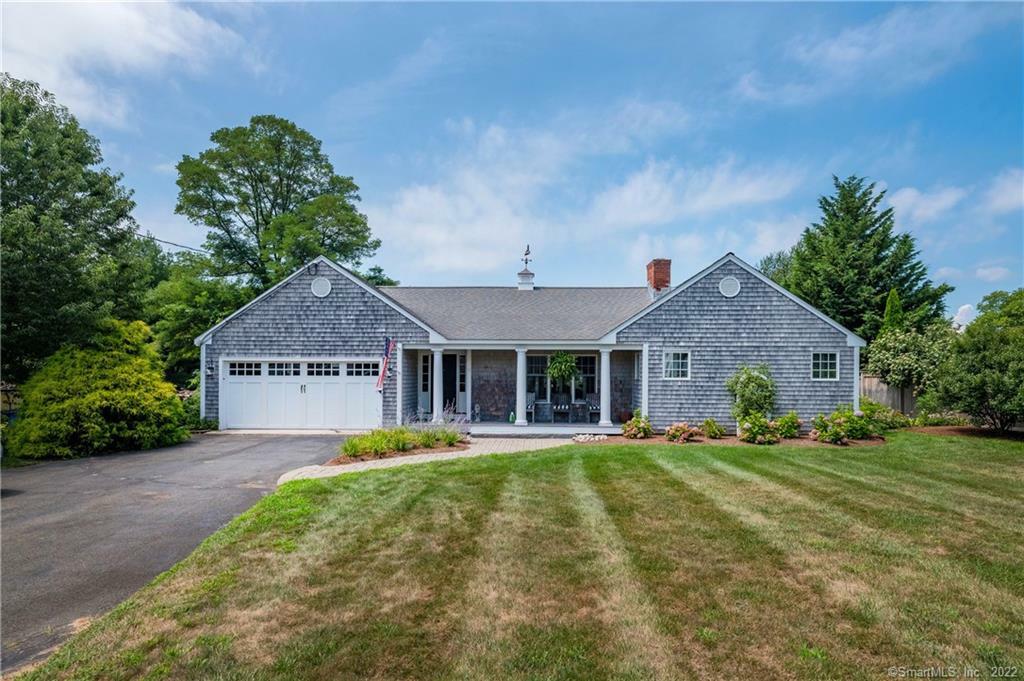 Property Photo:  11 North Cove Road  CT 06475 