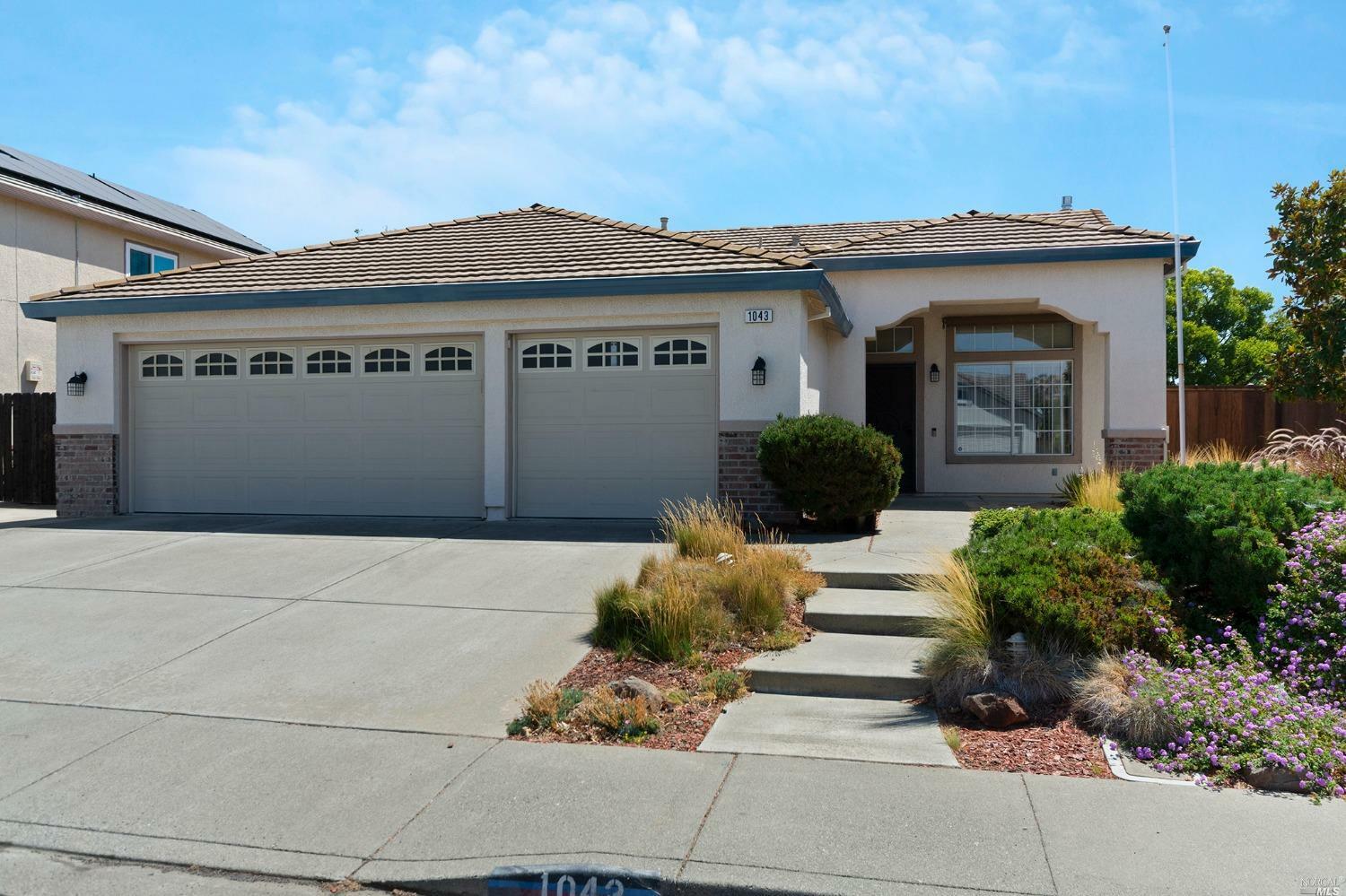 Property Photo: 1043 Copper Court CA 95687