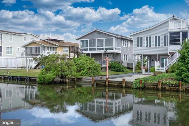 6 W Dagsboro Street  Fenwick Island DE 19944 photo