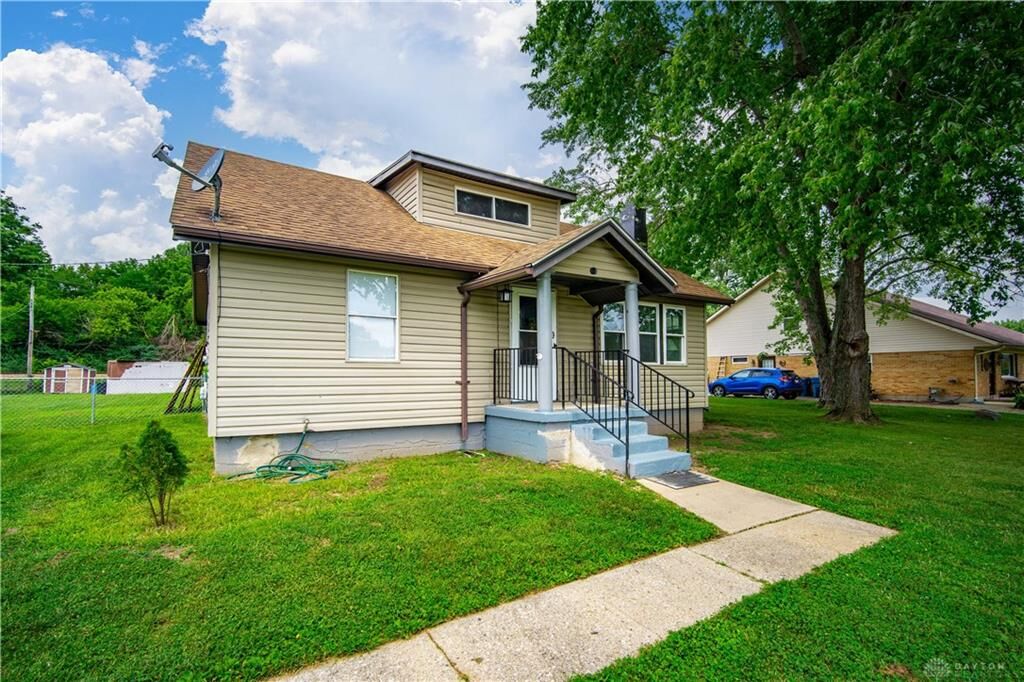 Property Photo: 3519 Parallel Road OH 45439