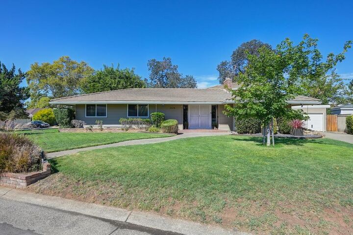 2235 Tulip Way  Sacramento CA 95821 photo