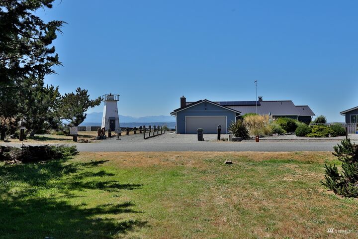 Property Photo: 0 Lot 11 Lake Avenue WA 98249