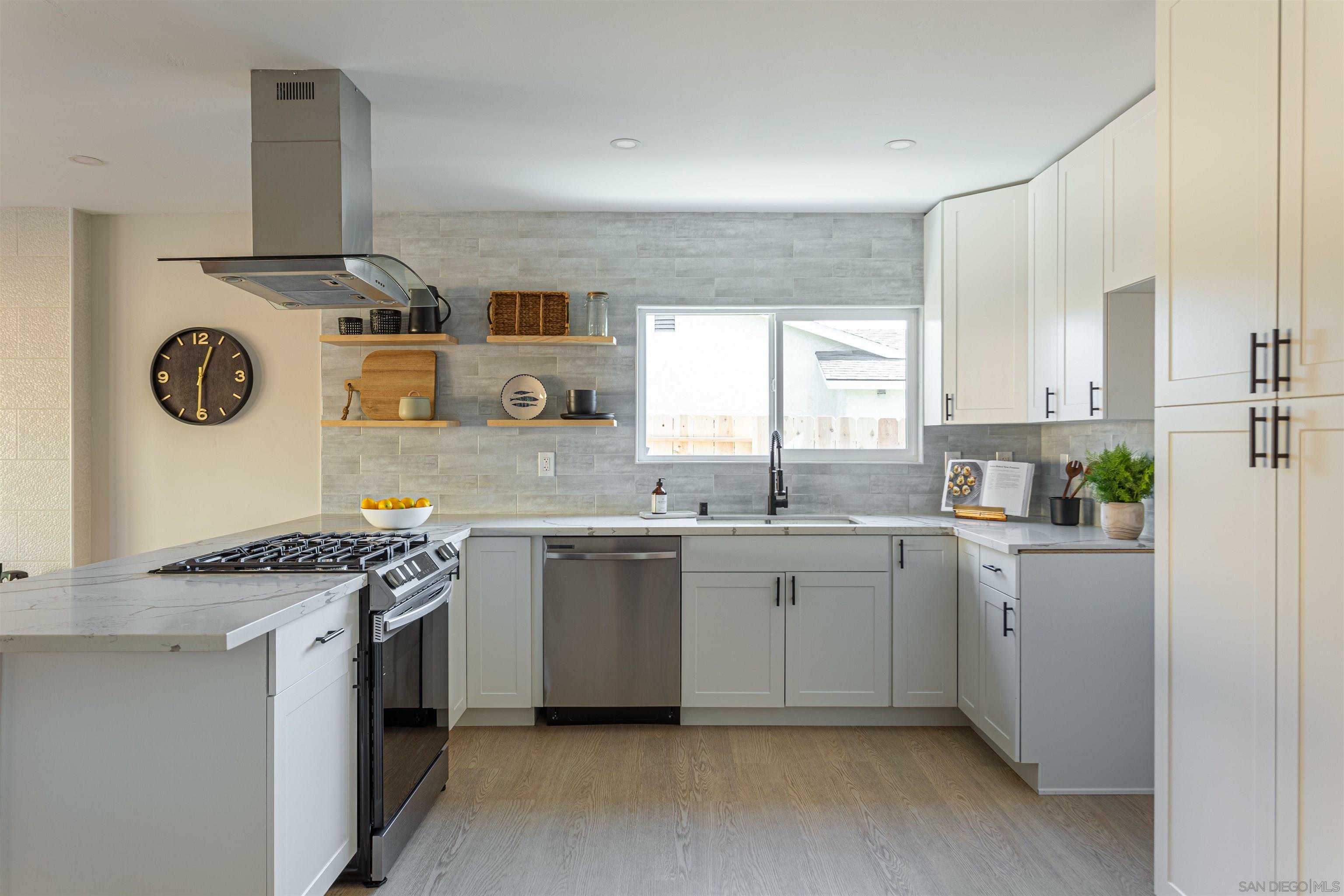 Property Photo:  6535 Belle Glade Ave.  CA 92119 