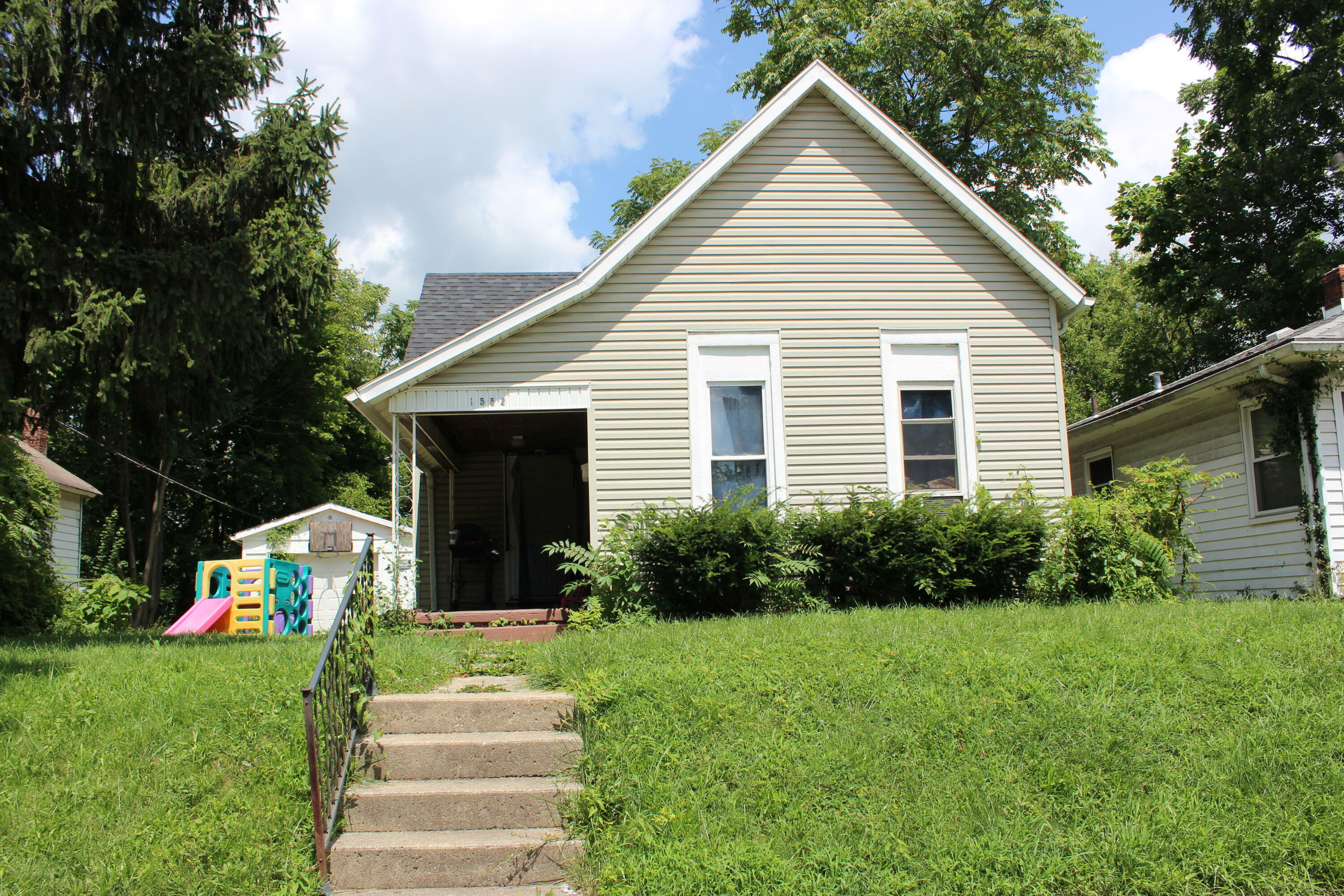 1552 Lexington Avenue  Springfield OH 45505 photo