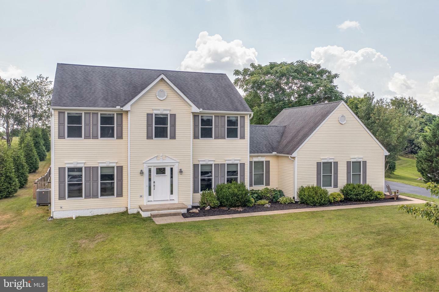 Property Photo:  705 Pinnacle Drive  WV 25413 