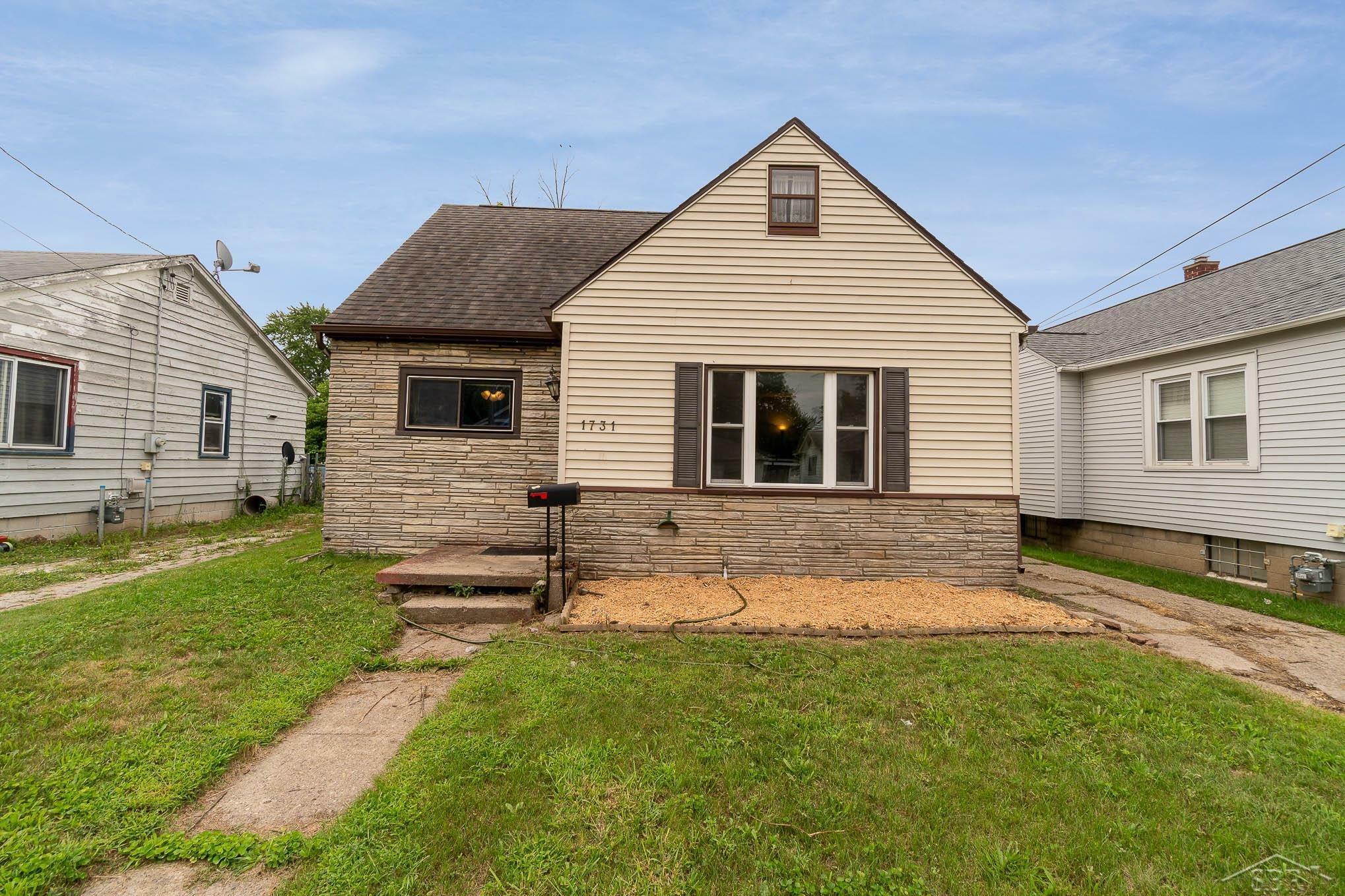 Property Photo:  1731 Kendrick Street  MI 48602 