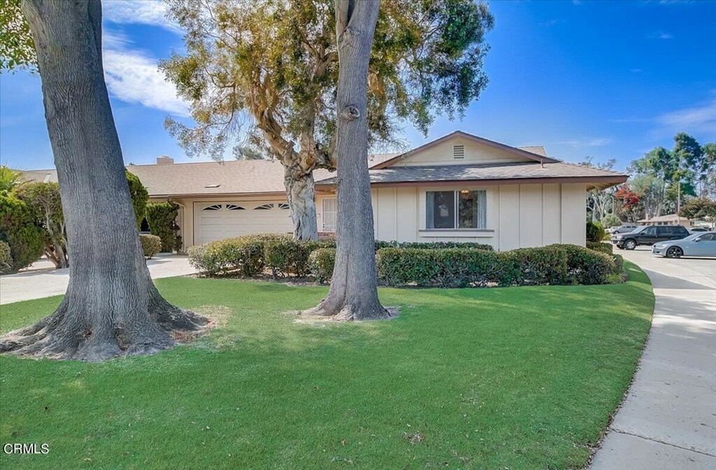 Property Photo:  2528 Neptune Place  CA 93041 