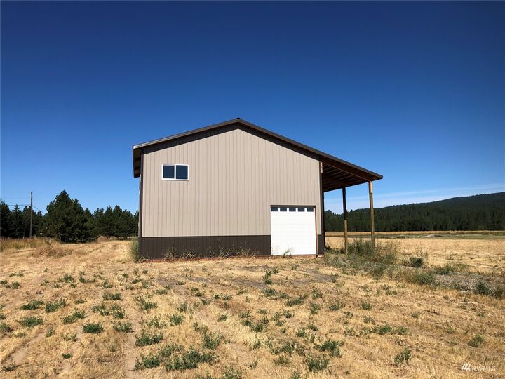 Property Photo: 101 Crazy Horse Lane WA 98922