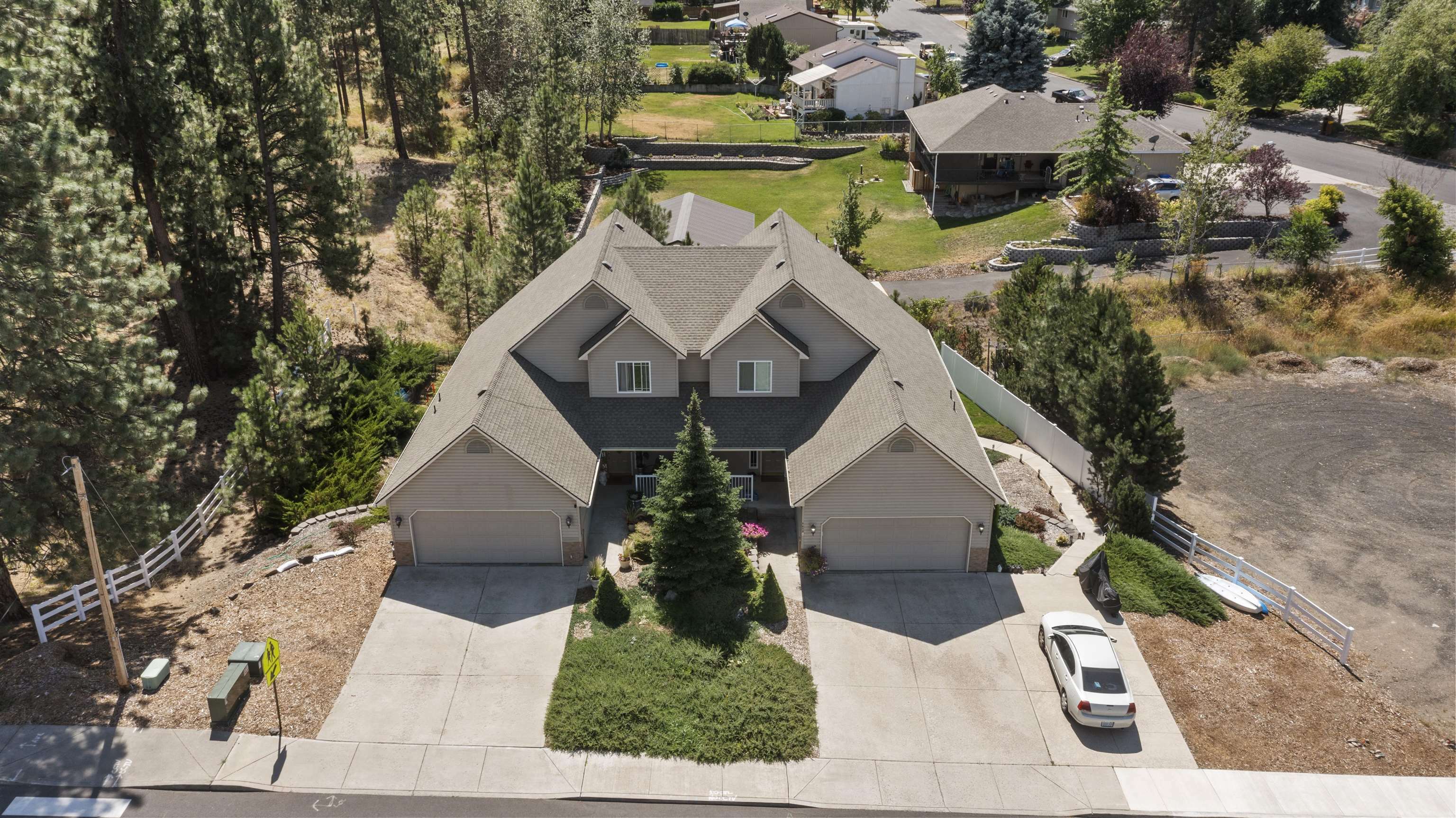 Property Photo: 3612 E Moody Rd WA 99021-9363
