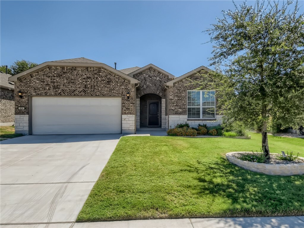 Property Photo:  824 Haystack Creek Trail  TX 78633 