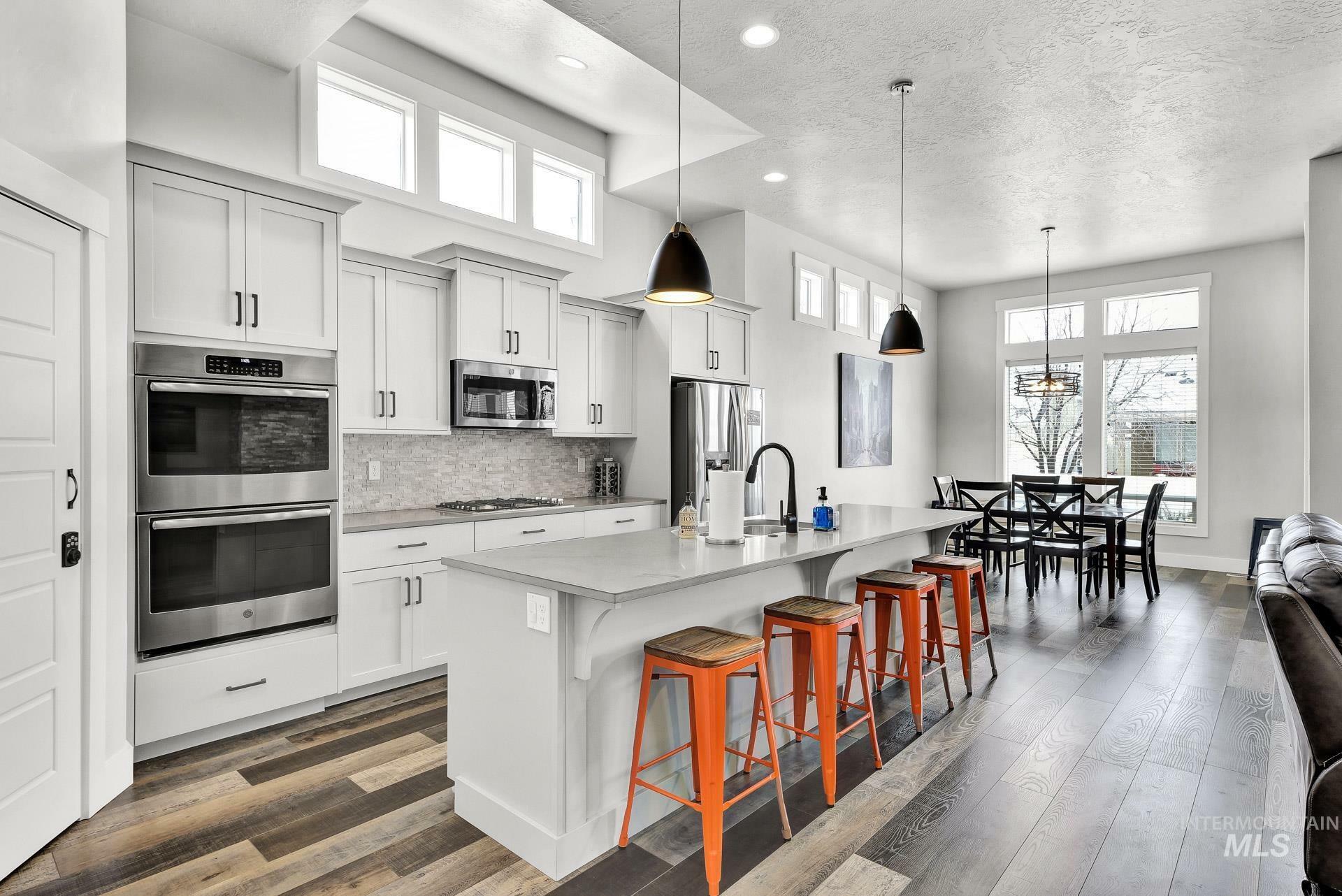 Property Photo: 3054 NW 13th St ID 83646