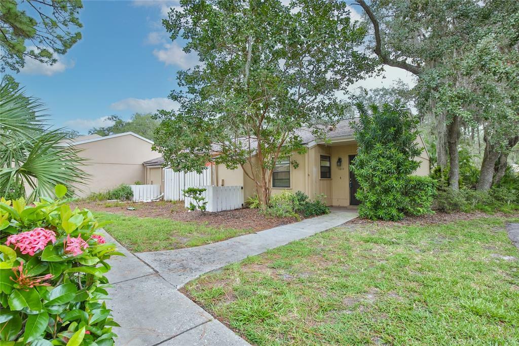 Property Photo:  1210 Tallywood Drive 7019  FL 34237 