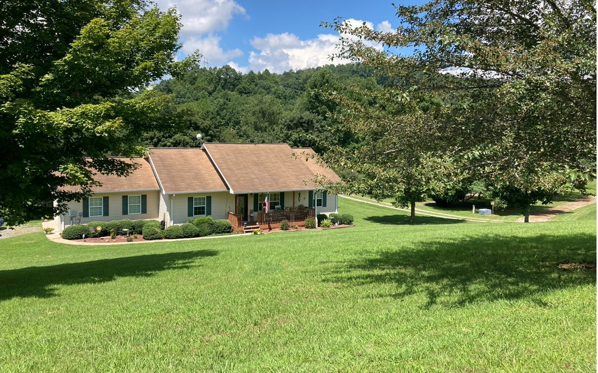 Property Photo:  1446 Wells Road  NC 28905 