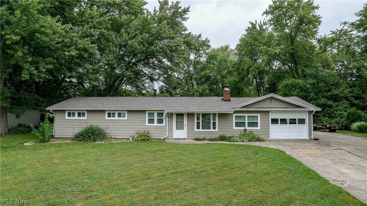 Property Photo: 1965 Valley Brook Road OH 44241